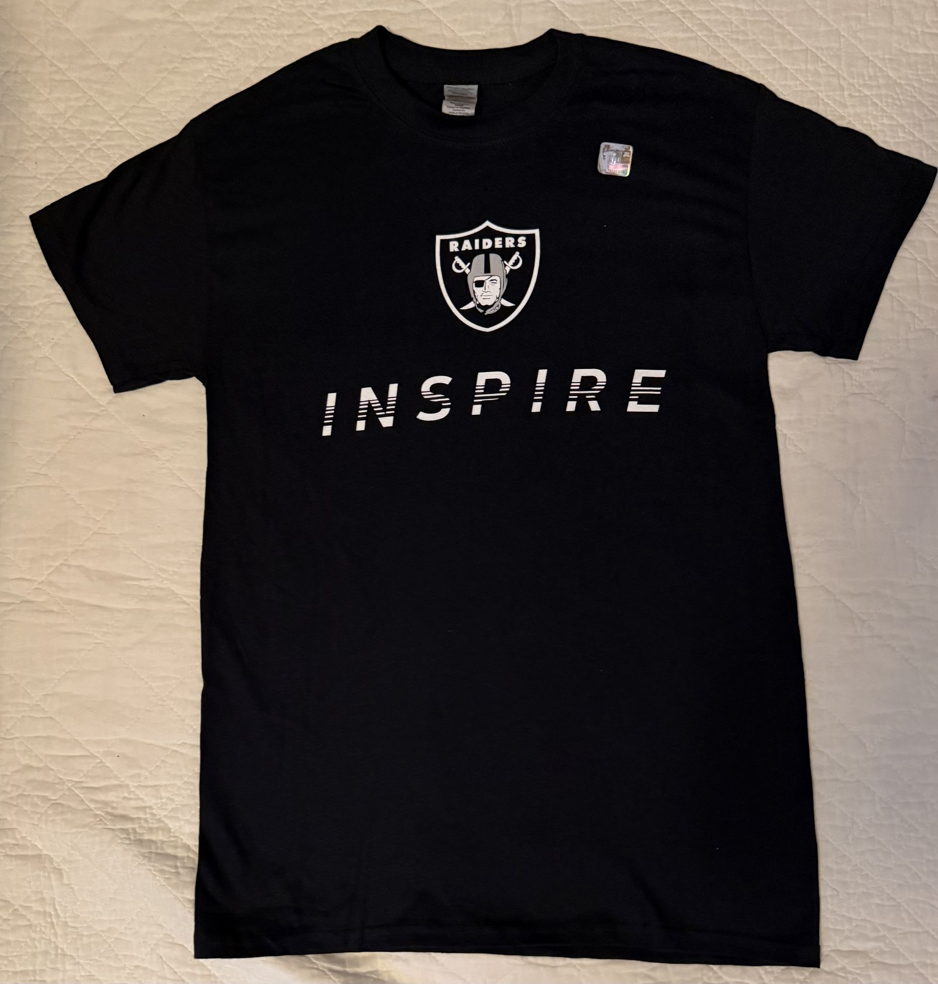 Raiders NFL Team Apparel T-Shirt Size Small Short Sleeve