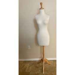 Female Mannequin Dress Adjustable Form Pinnable Body Torso with Wooden Tripod Base Stand