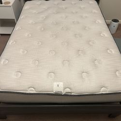 Full Size Bed