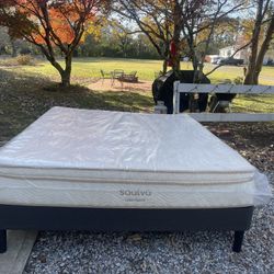 Saatva Latex Hybrid King Mattress