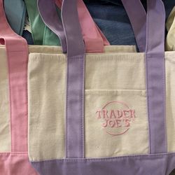 Trader Joe’s tote bags set of 4