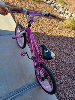 18" genesis Hollywood bicycle