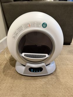Petcove 5G automatic self cleaning litter box is in excellent working condition