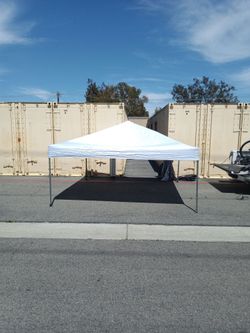 Used 9x9 instant shade canoppy
