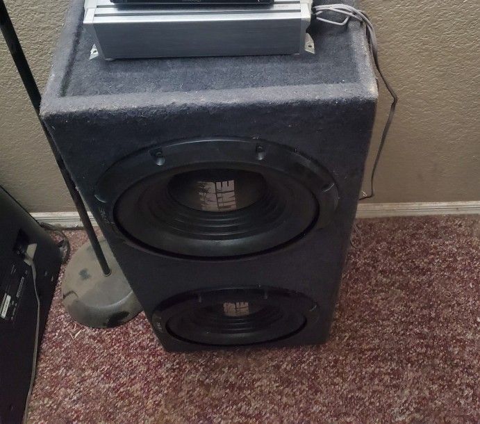 Alpine Subwoofers With Amp
