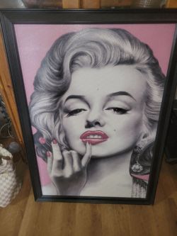 Marilyn Monroe Framed Wall Art framed Print (size 24"x36")