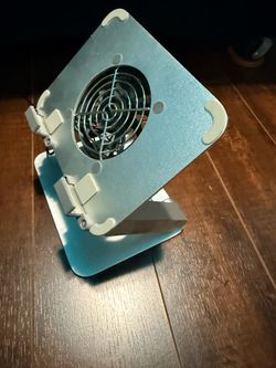 Tablet Cooling Stand