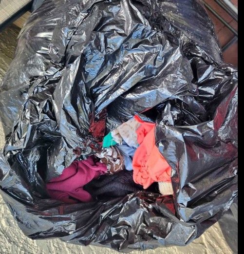 Bag Of Women's Clothes Size Large And Xl