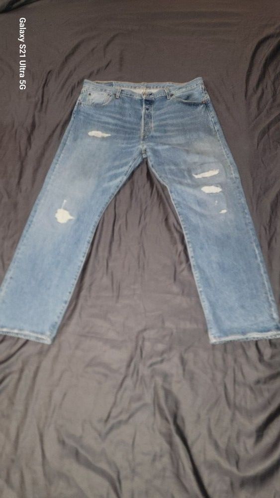 LEVI DISTRESSED DENIM JEANS WITH STRETCH