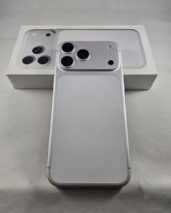 iPhone 17 pro max ! 256 gb Verizon !!!