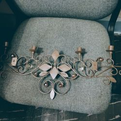 Gold Candle Holder  Holds 4 Candles 🩷💖❤️