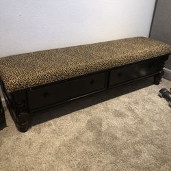 Leopard Bench 