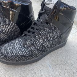 Women’s Nike Sky Dunk Hi Wedges Triple Black Wool  RARE