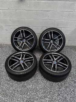 20" OEM Staggered BMW M5 M8 Wheels Rims Set of 4 20x9.5 20x10.5 5x112 810M
