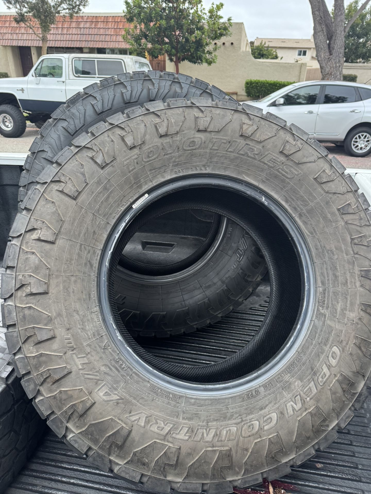 Toyo Tires 35x12.50r17
