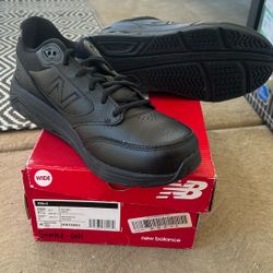 New Balance Shoes - Wide 7.5 Men / 9 In Woman