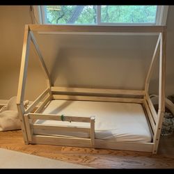 Montessori Style Toddler Floor Bed