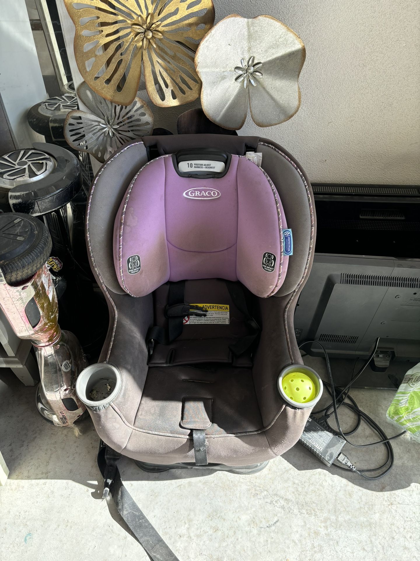 Car Seat $10
