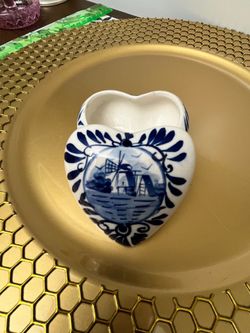 Vintage Delft ceramic Heart