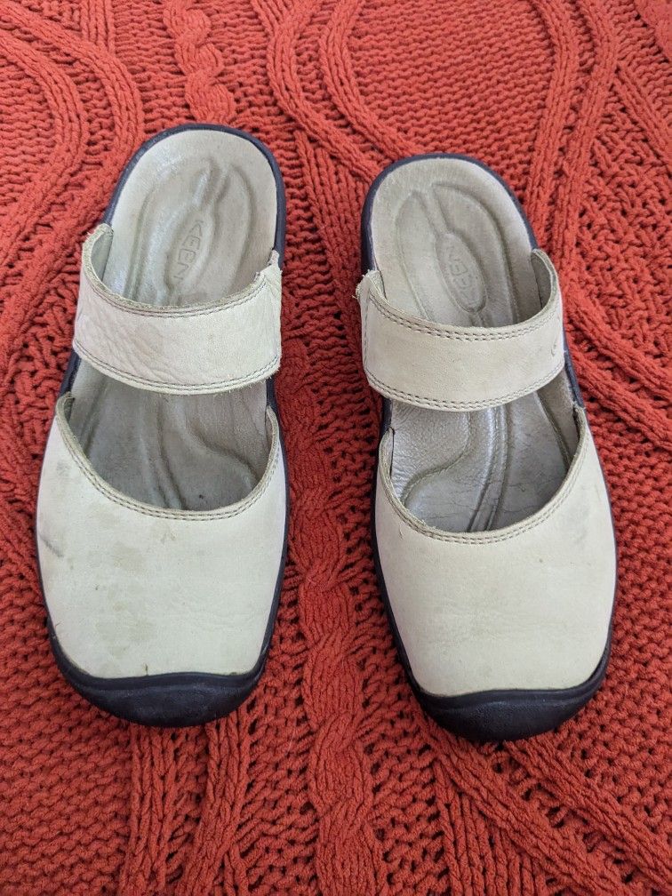 Keen Saratoga Leather Mary Jane Slip On Sandal Clog Shoes Womens Size 8