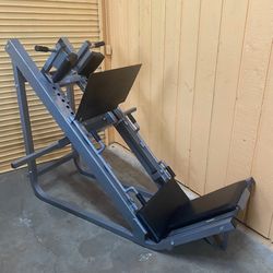 Leg Press / Hack Squat Combo Olympic Weight Plate Loaded