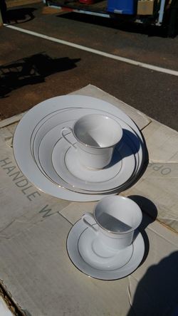 Lynn's fine China......price reduced from $50