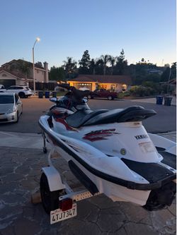 Yamaha 2003 jet ski
