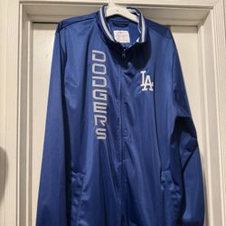 DODGERS JACKET SIZE XXL….