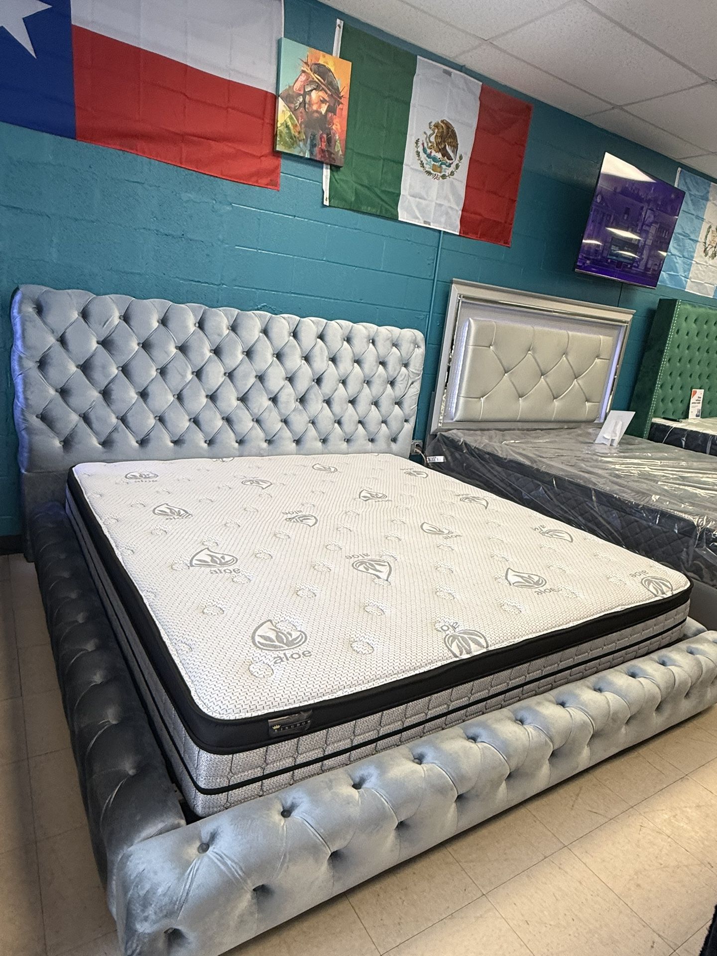 King Platform Bed Frame With Mattress Pillow Top On Sale For: