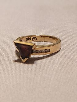 14 k gold  ring