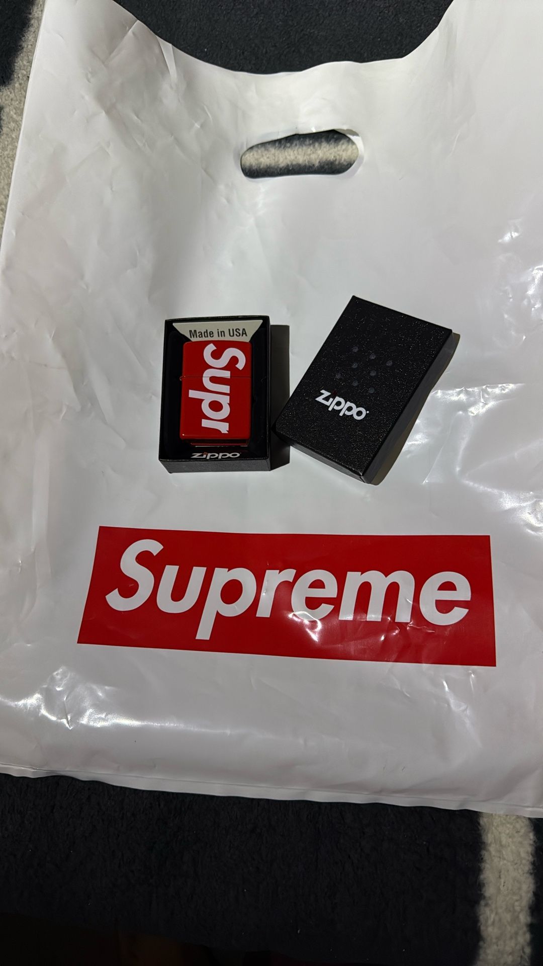 Supreme Zippo
