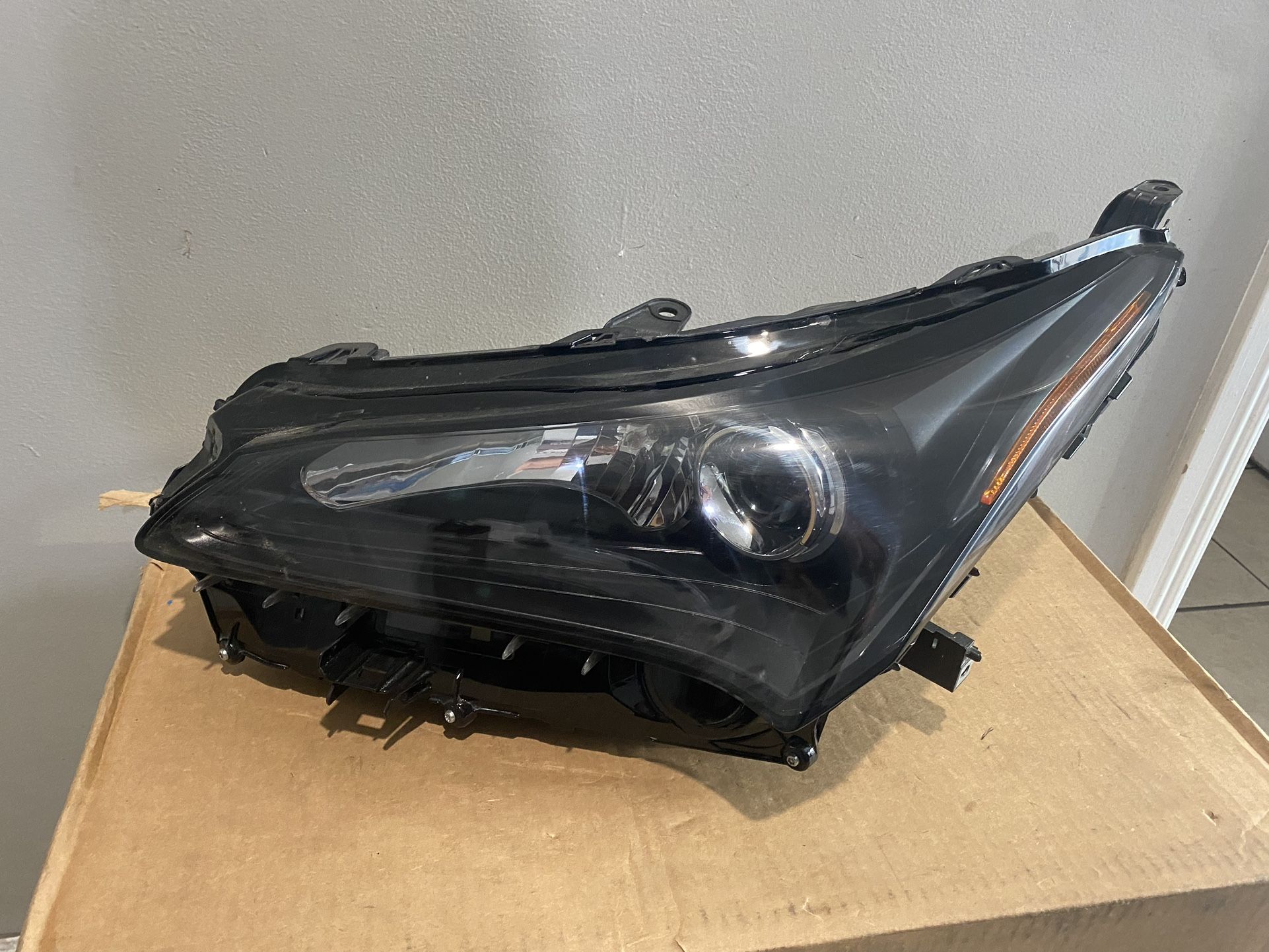 2016 Lexus Nx Headlight Left Headlight 