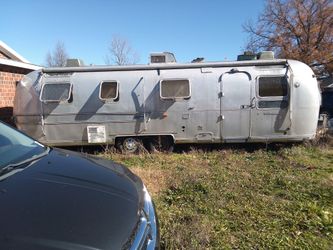 1976 Air Stream