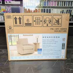 Henredon Fabric Swivel Chair ((Take It Home In Payments/ llévatelo a casa en pagos) Only $10 Down 
