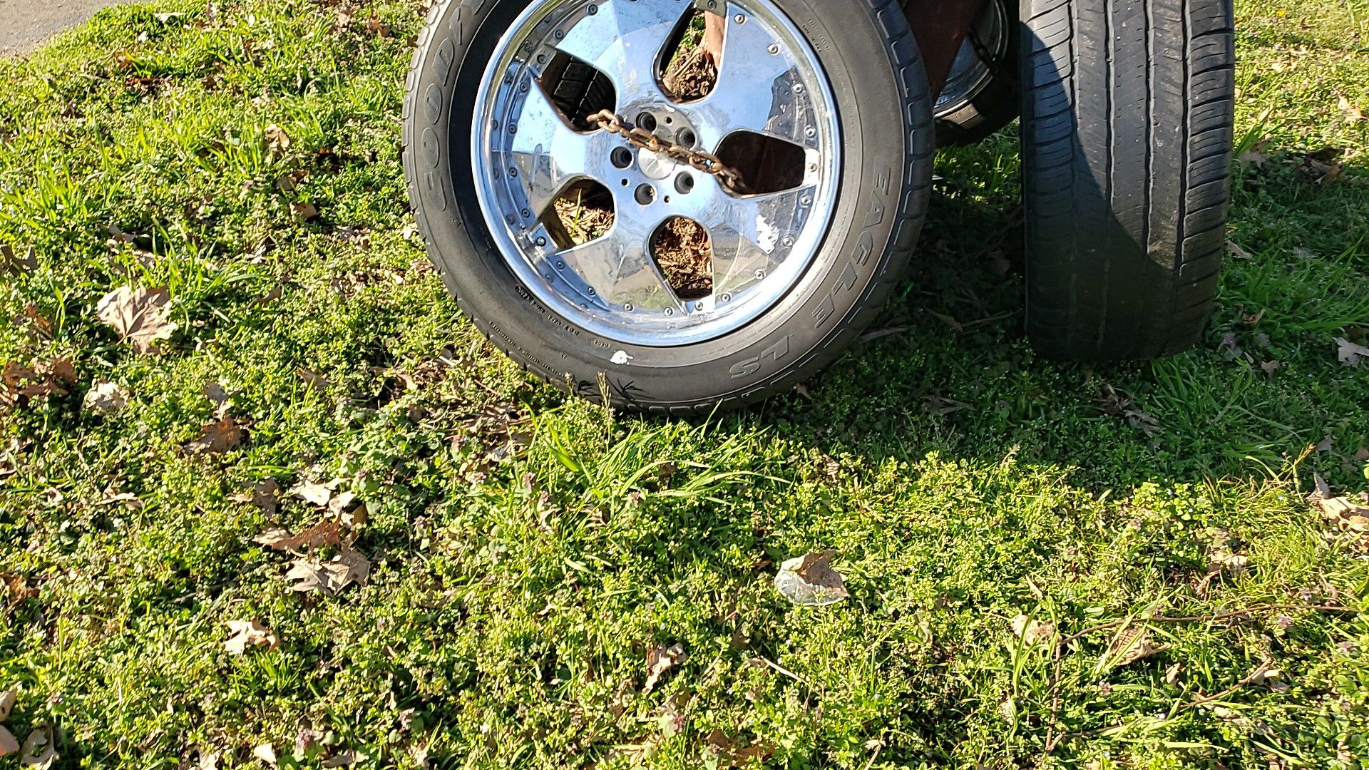 20 inch truck tires and rims. Dont know anything about bolt patterns. Just know there all good shape. Want last long. 20' INCH ON TIRES
