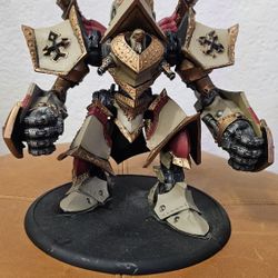 Warmachine Statue