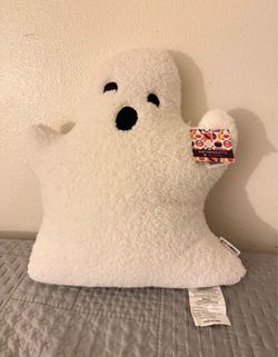 Novagratz White Ghost Pillow