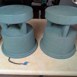 2 "Bose" Space 51 Outdoor Speakers 