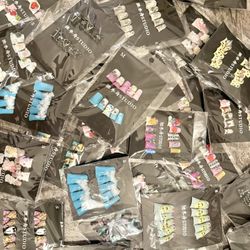 $10(2 For $16)-Press On Nails-Duck Nails