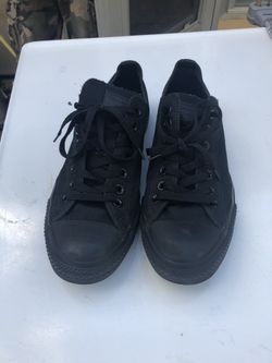 Black converse size 9.5 men