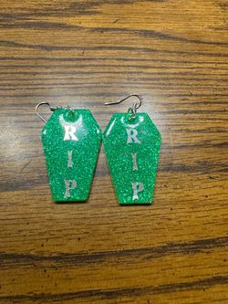 Tombstone earrings