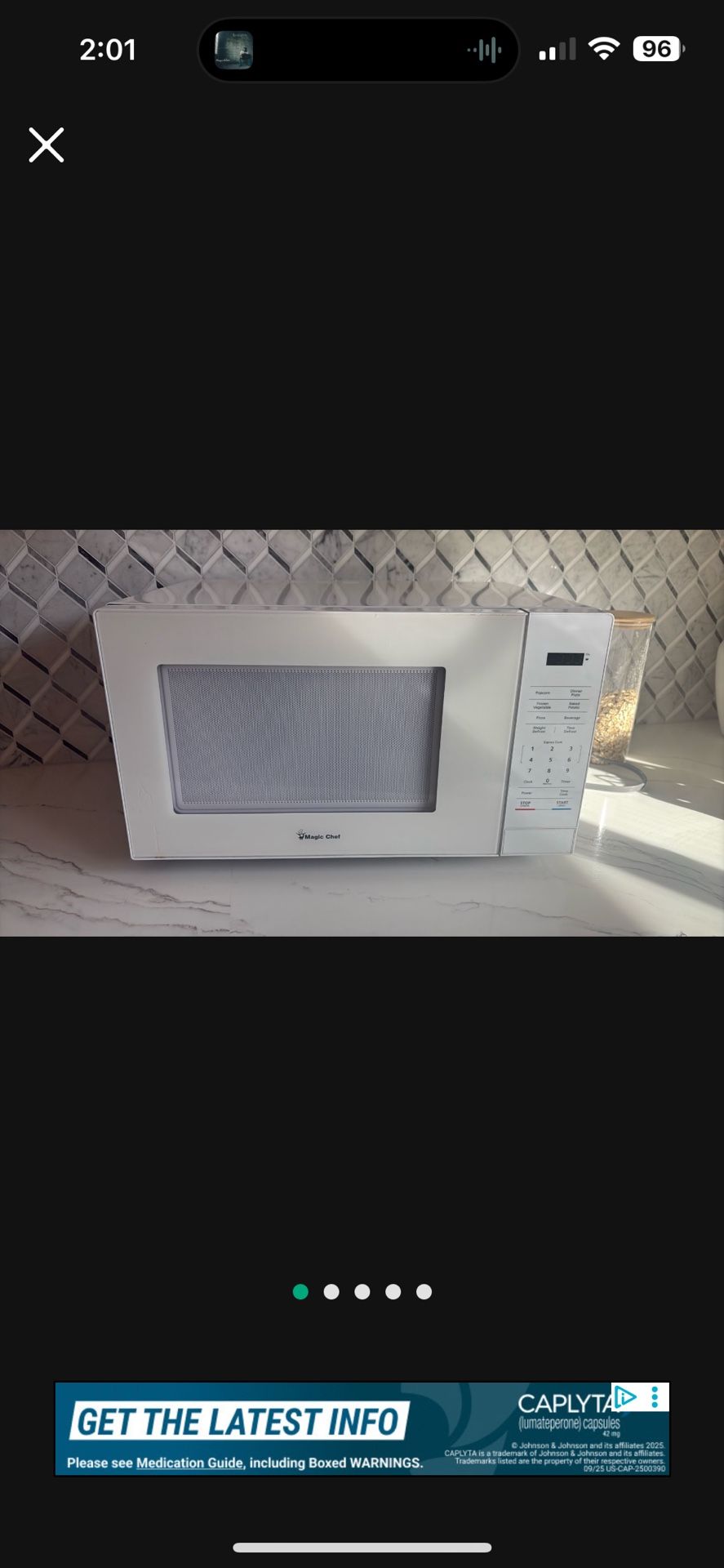 Magic Chef Microwave White.   Firm- Reduced Drastically. - Firm 