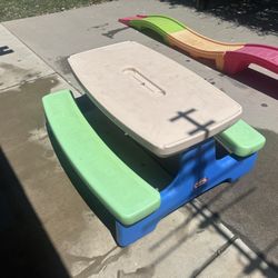 Little Tikes Outdoor Table 