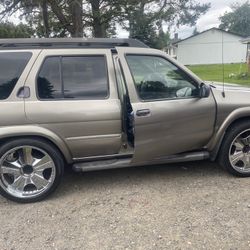 2003 Nissan Pathfinder
