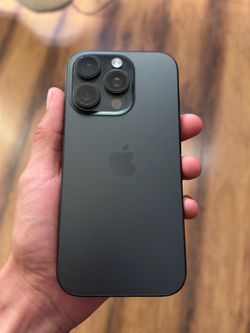 Apple iPhone 16 Pro