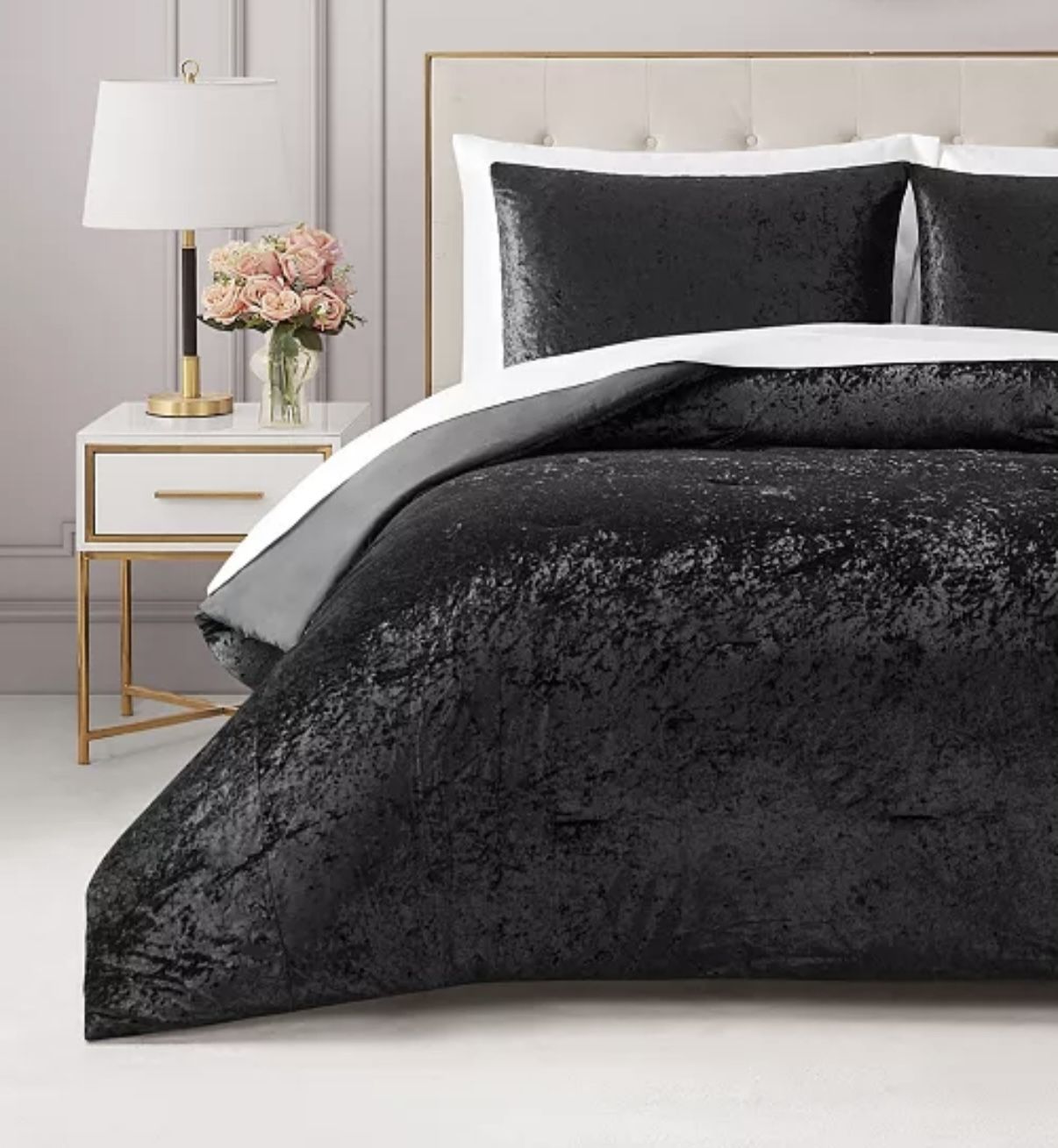 Juicy Couture Queen Size Black Crushed Velvet Style Comforter Set BRAND NEW NEVER OPENED