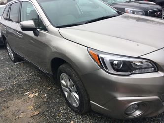 2017 Subaru Outback AWD 30,000 miles