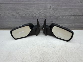 2014-2018 Silverado / Sierra front door side mirrors (manual mirrors)
