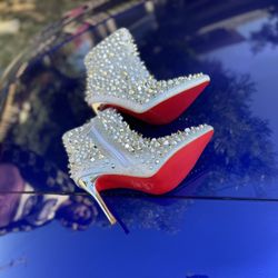Christian Louis Vuitton Red Bottoms Size 8