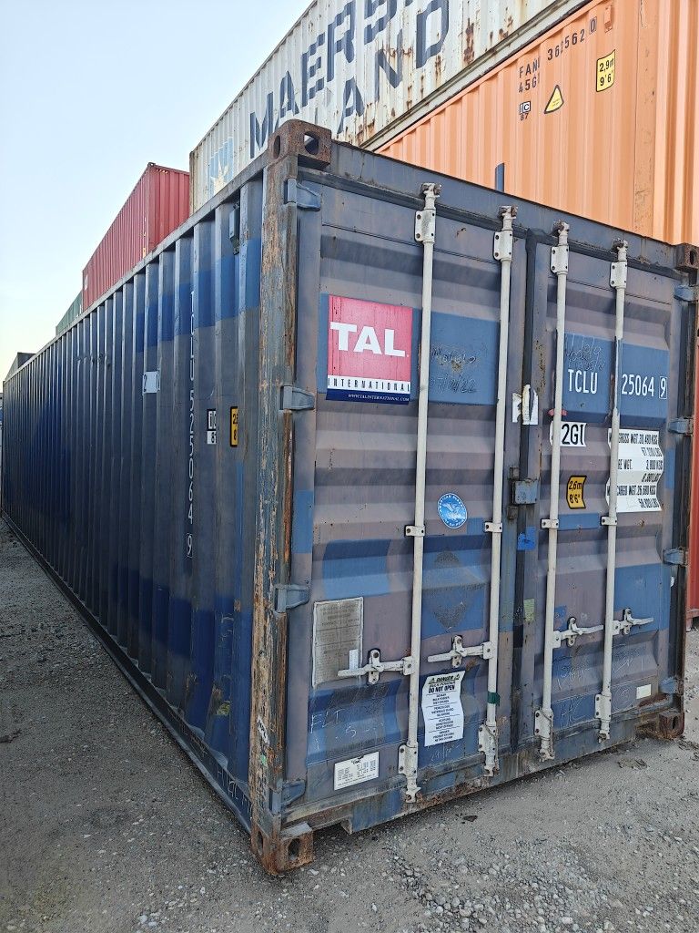 40ft Wind & Water Tight Standard Height Shipping Containers For Sale